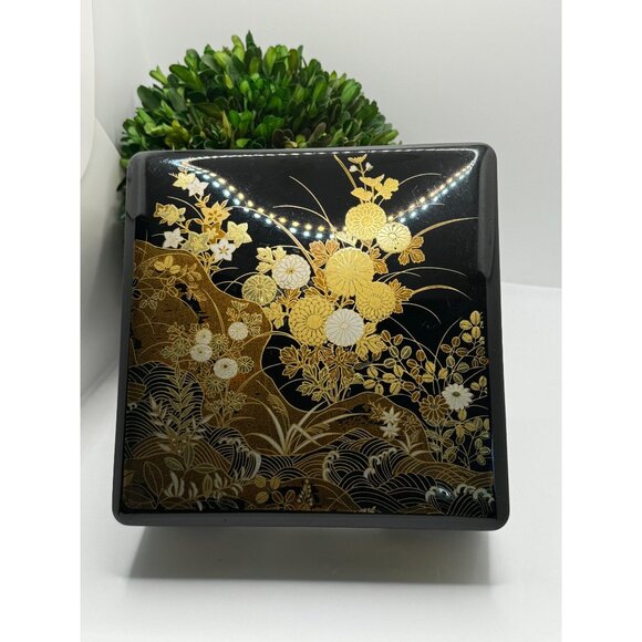 Japanese Lacquerware Decorative Box With Floral Design 7.5" L x 7.5" W x 3" H - Picture 10 of 12
